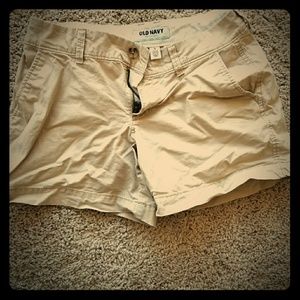 Old Navy kakhi shorts